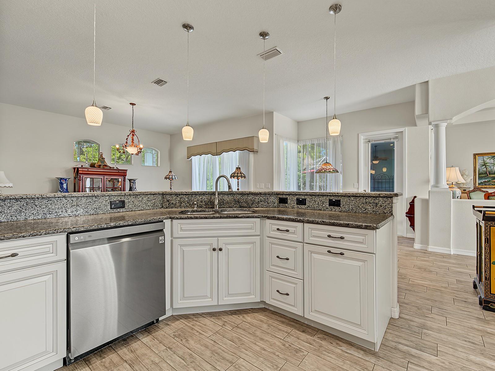 4887 SAND RIDGE BOULEVARD, Spring Hill, FL 34609