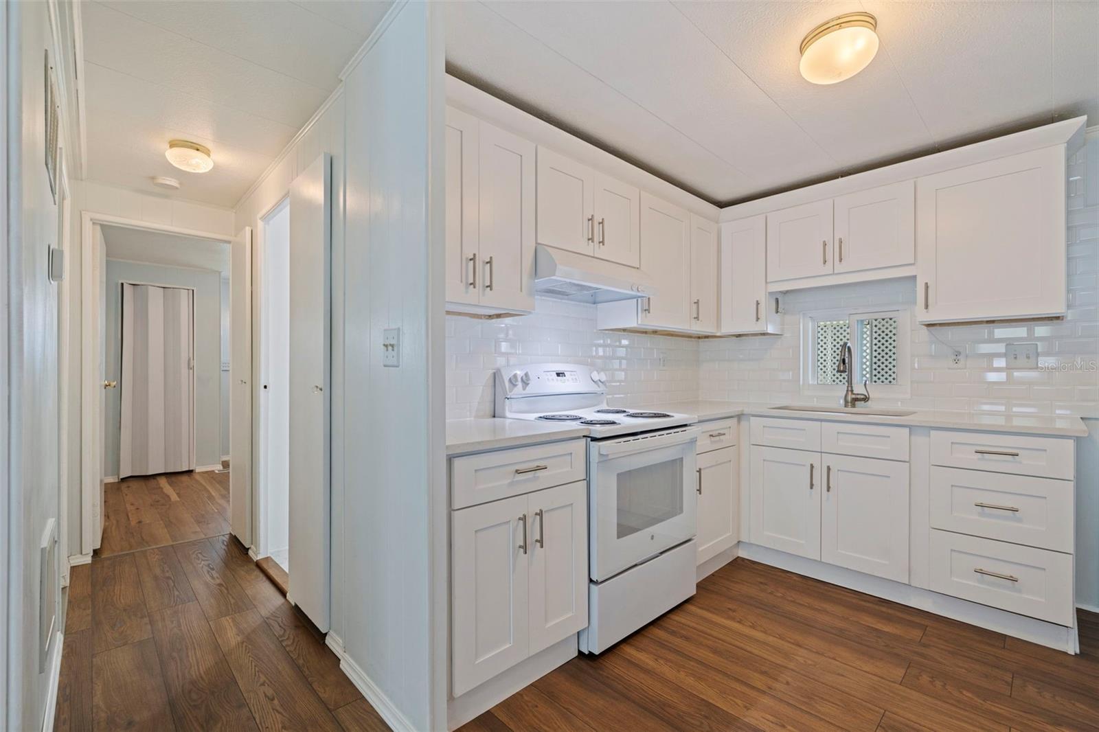678 MOUNT MADISON AVENUE NE, #661, St Petersburg, FL 33702