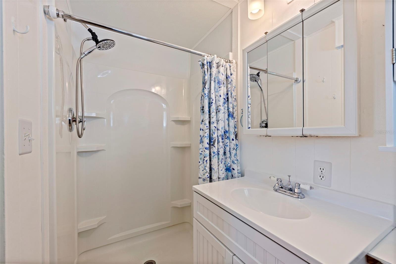 678 MOUNT MADISON AVENUE NE, #661, St Petersburg, FL 33702
