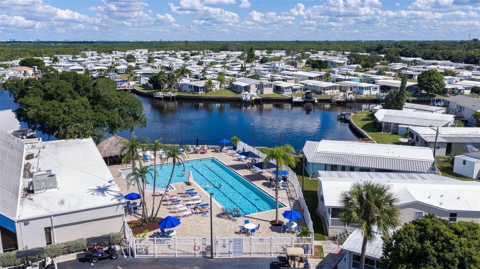 678 MOUNT MADISON AVENUE NE, #661, St Petersburg, FL 33702