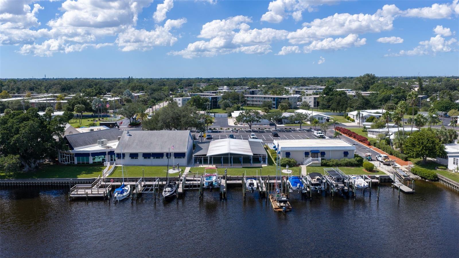 678 MOUNT MADISON AVENUE NE, #661, St Petersburg, FL 33702