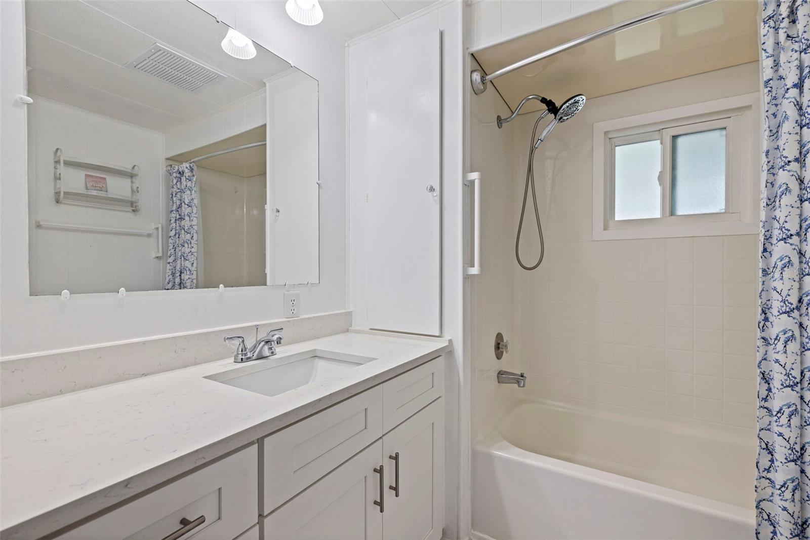 678 MOUNT MADISON AVENUE NE, #661, St Petersburg, FL 33702