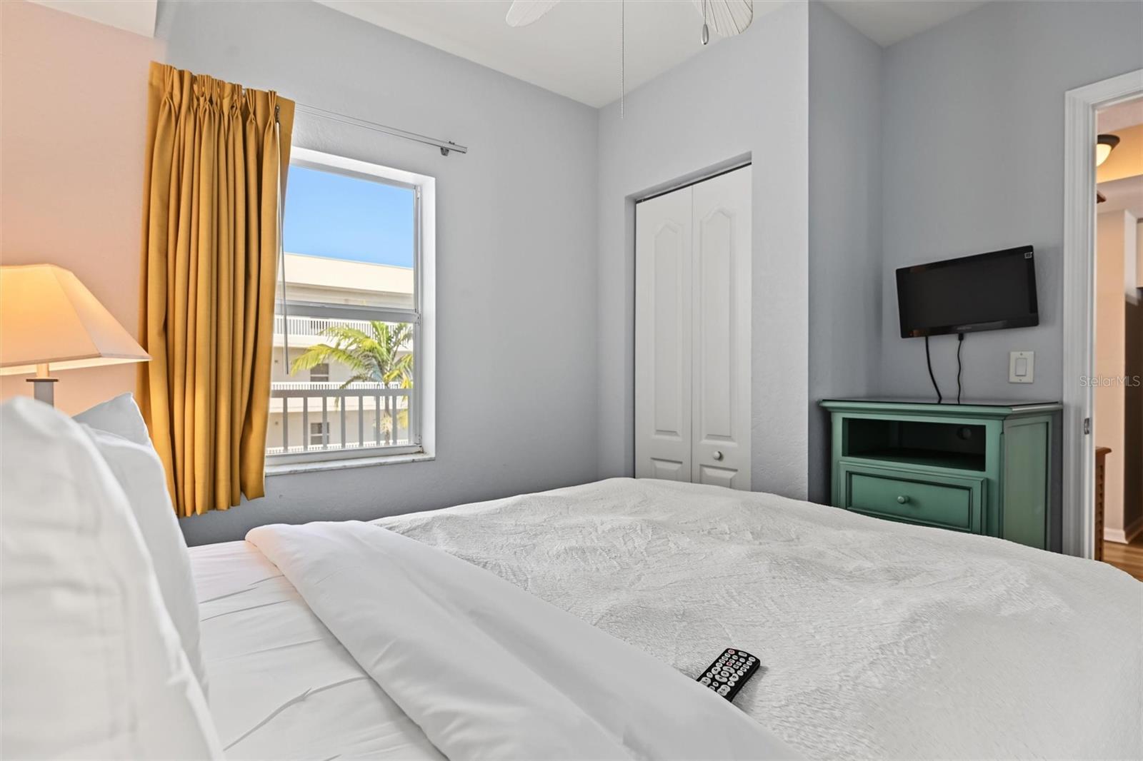 12000 GULF BOULEVARD, #513S, Treasure Island, FL 33706