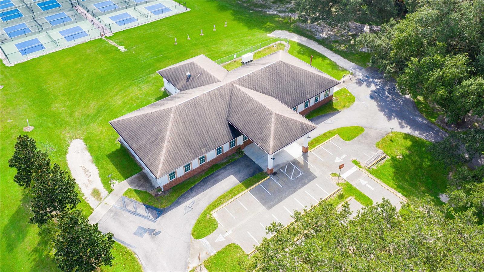 37332 SANDRA AVENUE, Zephyrhills, FL 33542