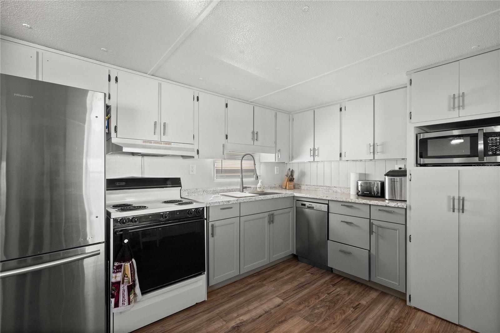 Nice kitchen.