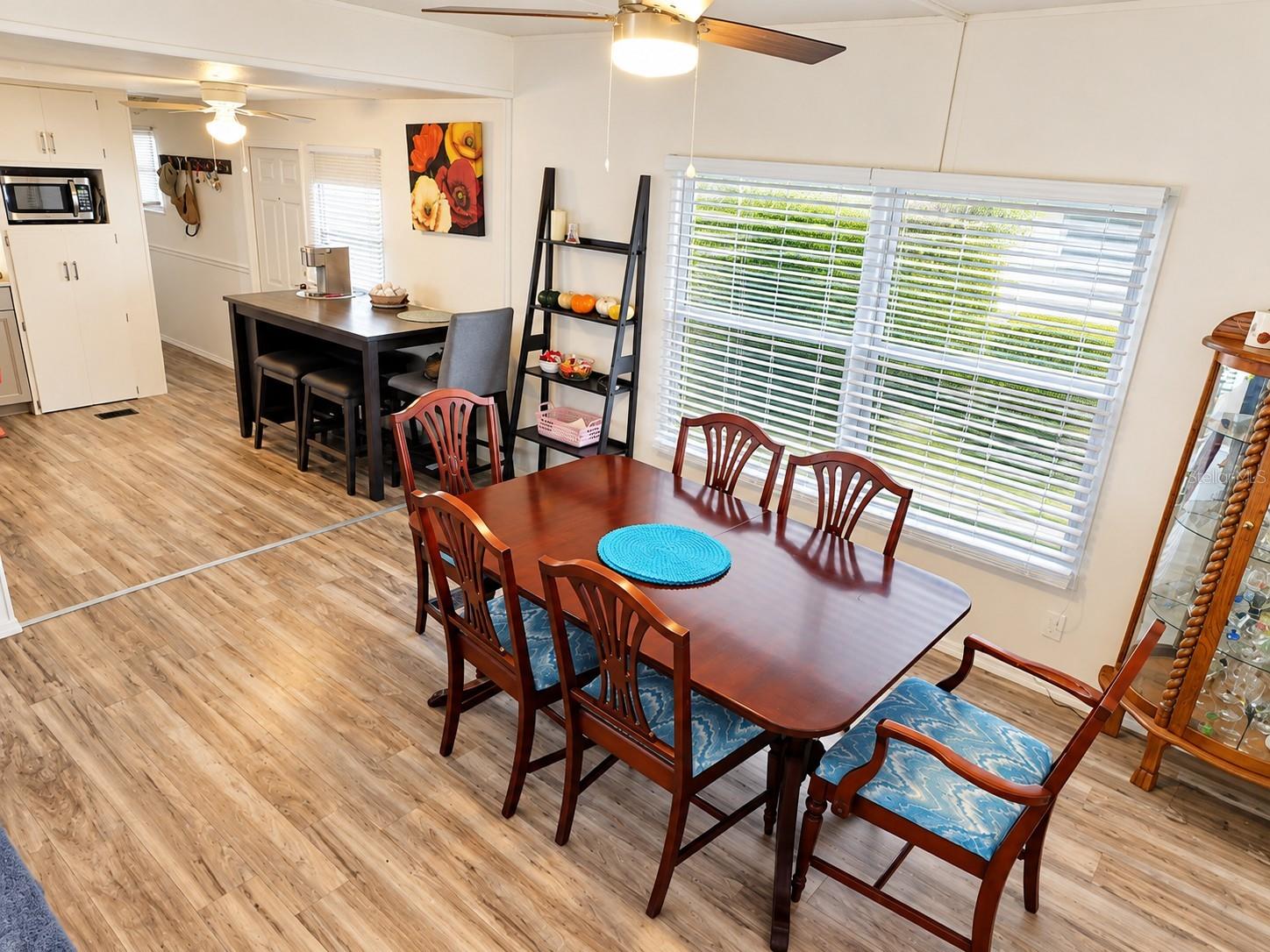 37332 SANDRA AVENUE, Zephyrhills, FL 33542