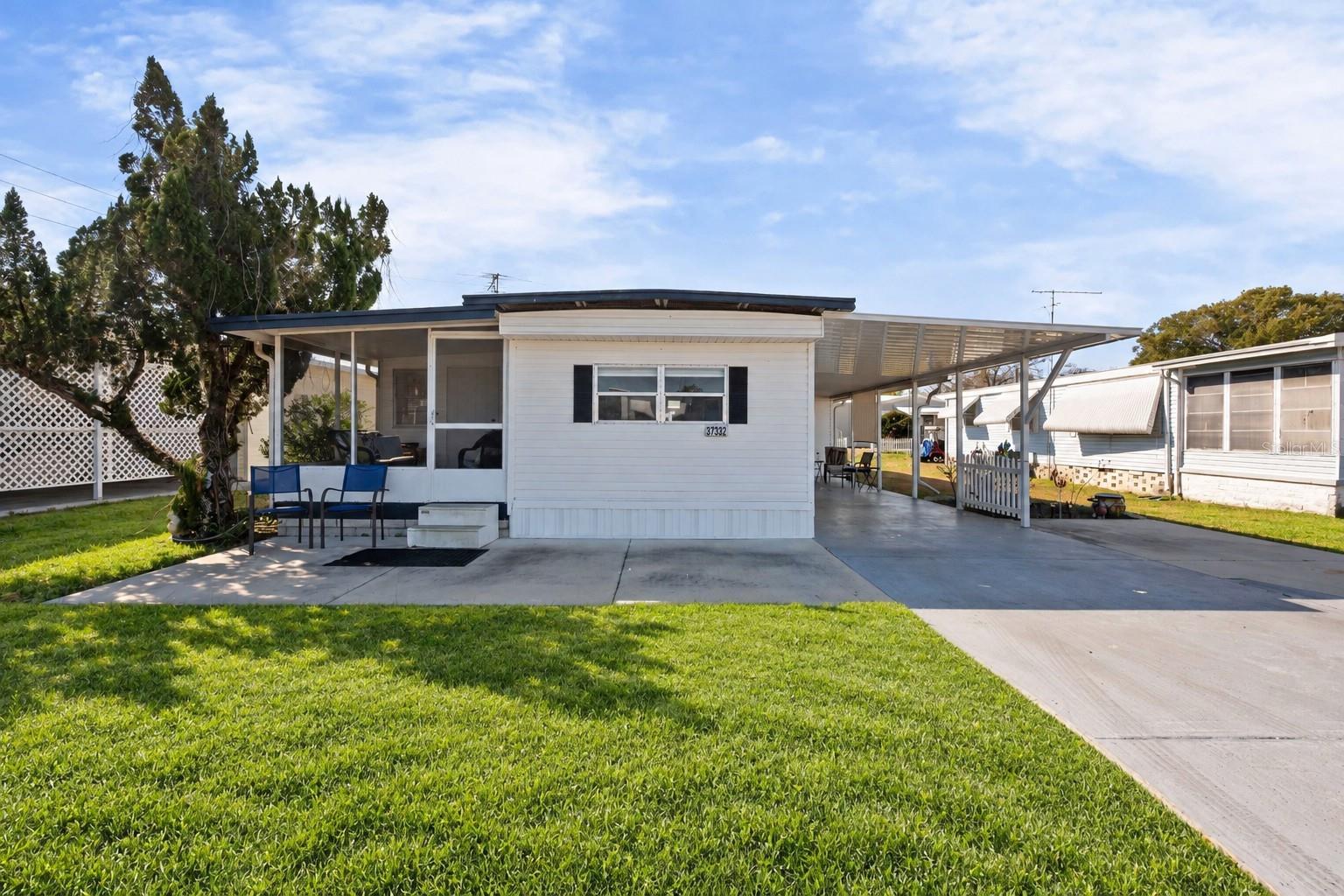 37332 SANDRA AVENUE, Zephyrhills, FL 33542 37332 SANDRA AVENUE, Zephyrhills, FL 33542