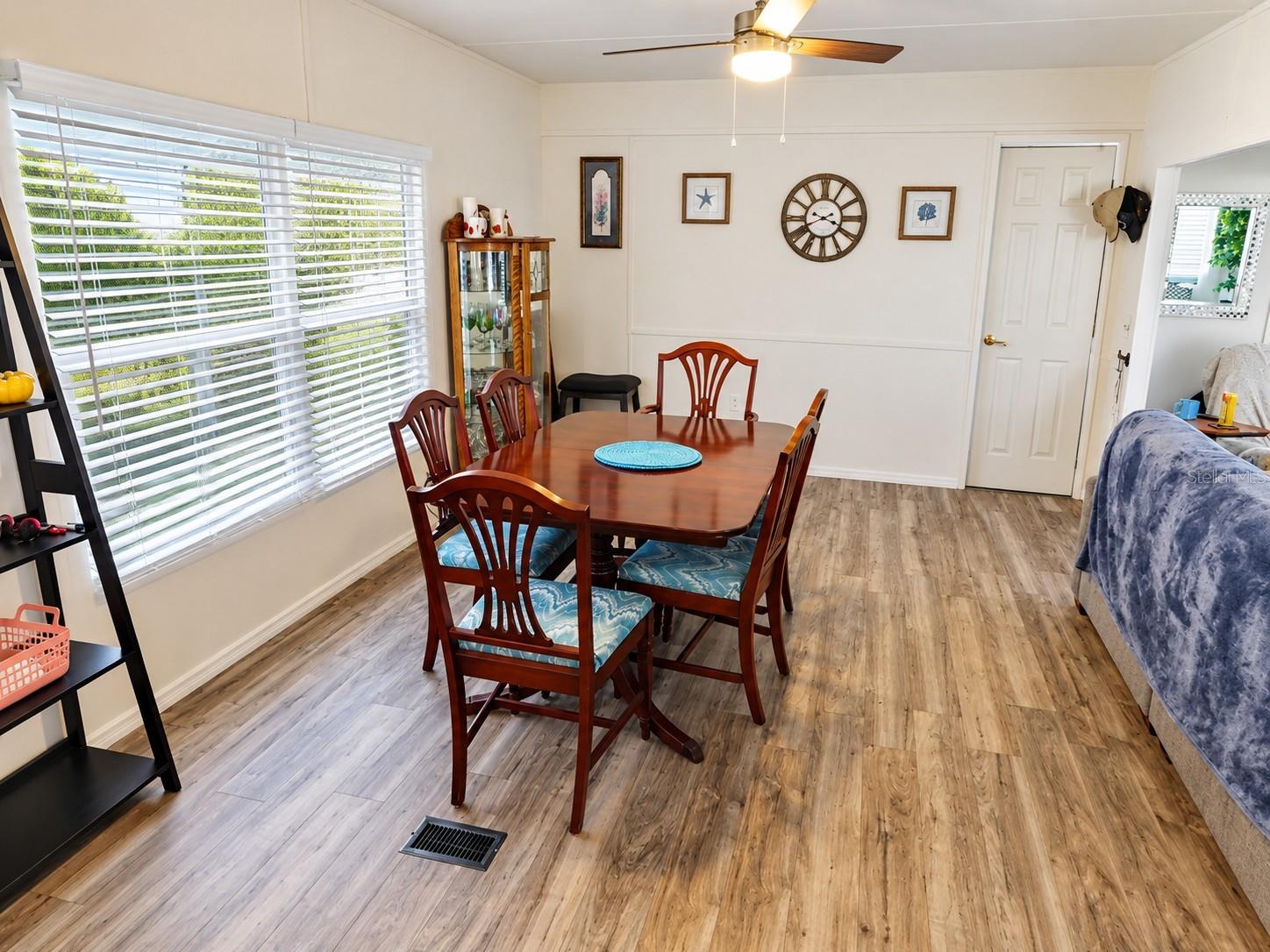 37332 SANDRA AVENUE, Zephyrhills, FL 33542