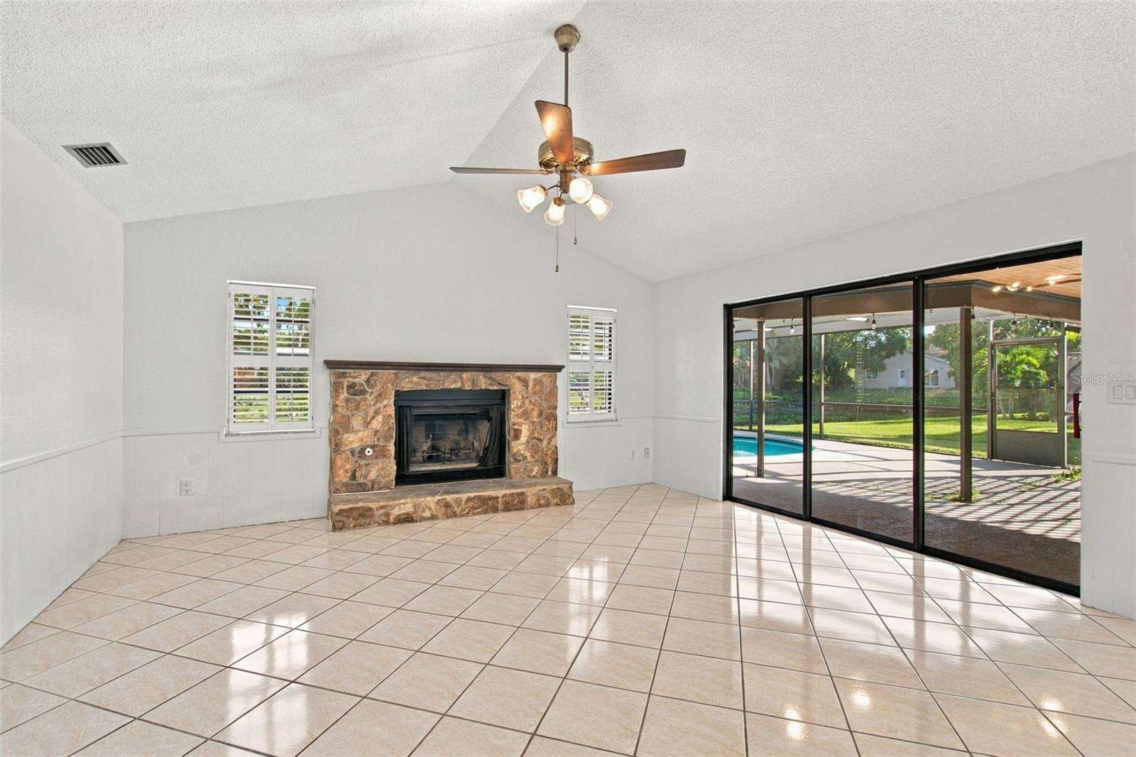10843 HARBORSIDE DRIVE, Largo, FL 33773