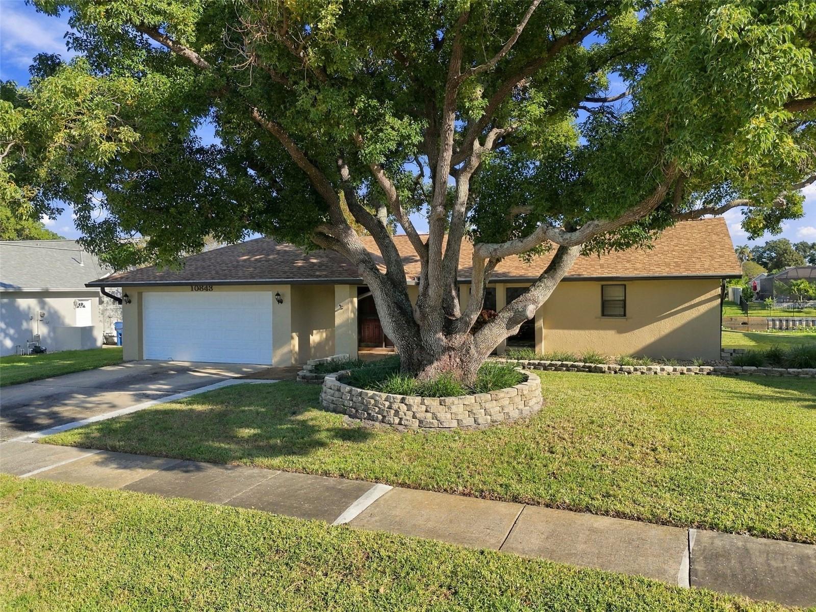 10843 HARBORSIDE DRIVE, Largo, FL 33773
