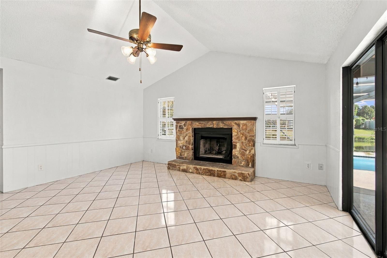 10843 HARBORSIDE DRIVE, Largo, FL 33773