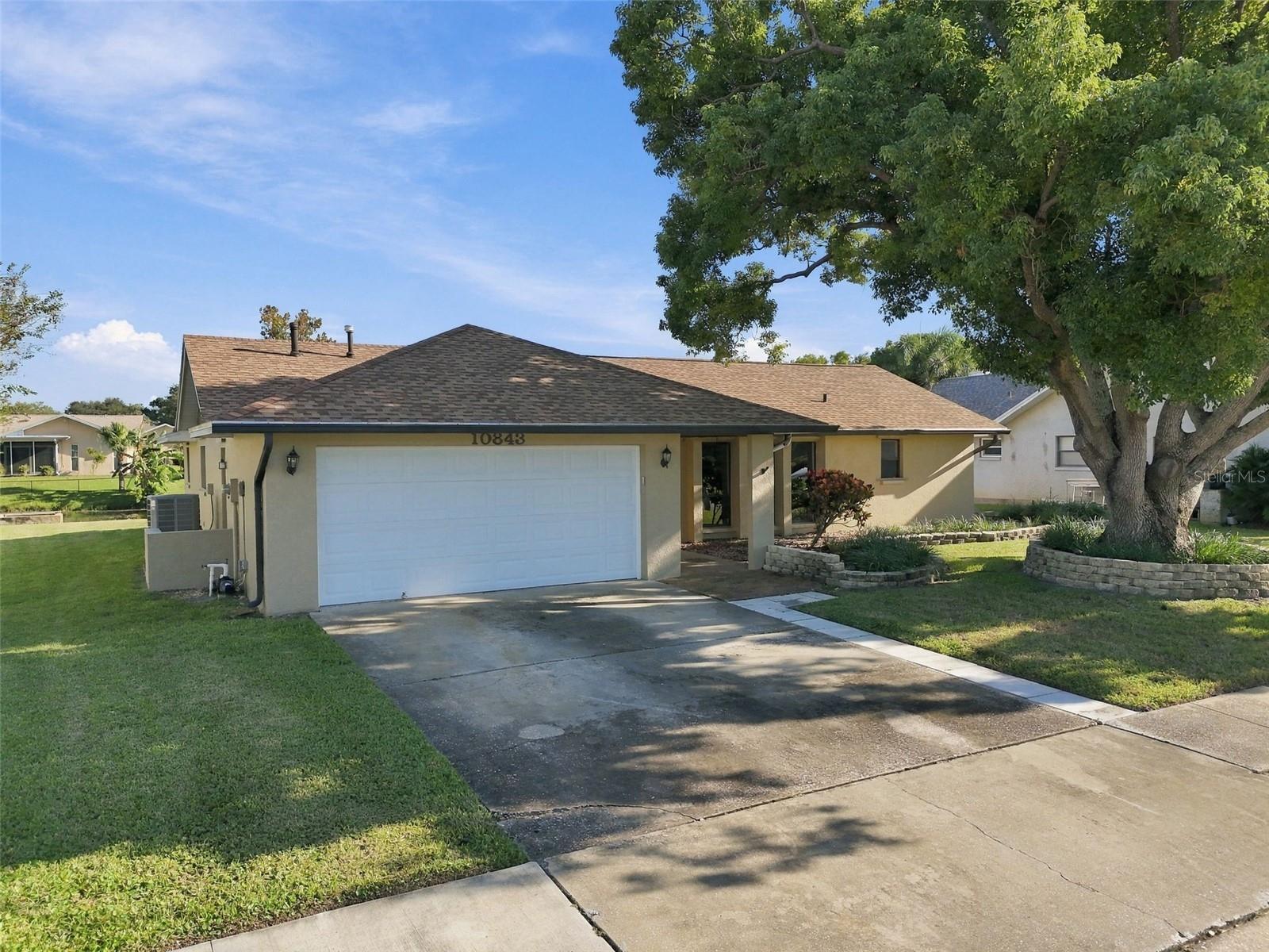 10843 HARBORSIDE DRIVE, Largo, FL 33773