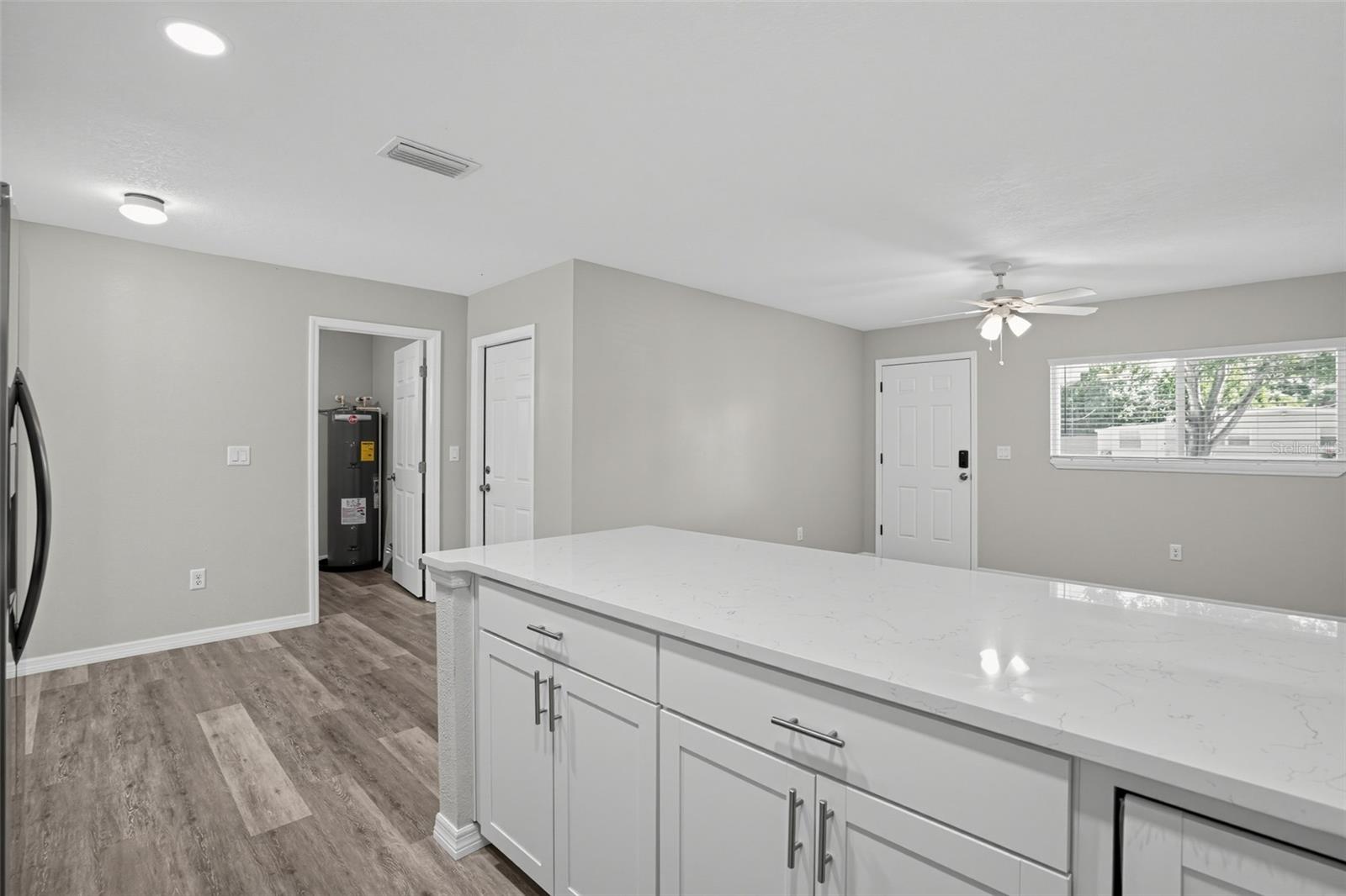 2820 21ST STREET W, Bradenton, FL 34205 2820 21ST STREET W, Bradenton, FL 34205