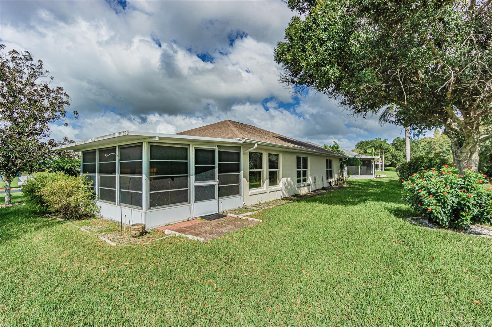10704 MOSHIE LANE, San Antonio, FL 33576