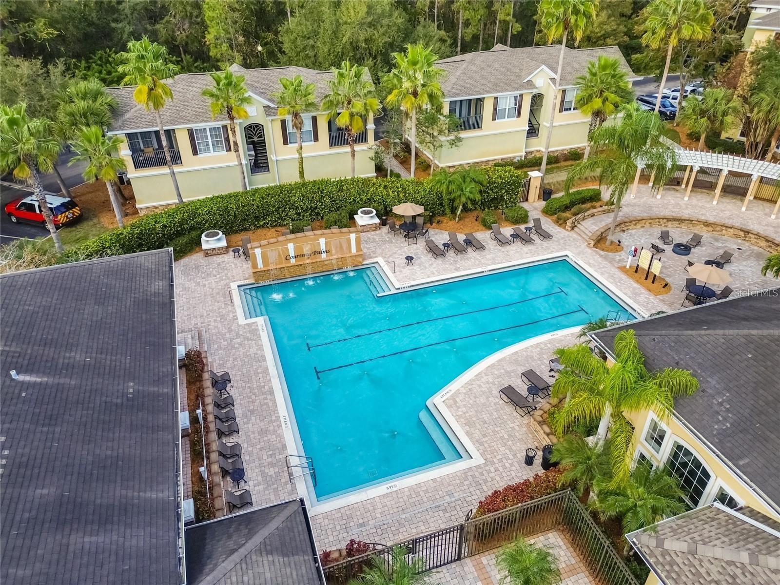 10203 COURTNEY PALMS BOULEVARD, #202, Tampa, FL 33619