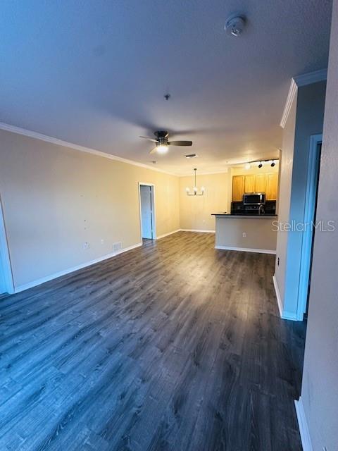 10203 COURTNEY PALMS BOULEVARD, #202, Tampa, FL 33619