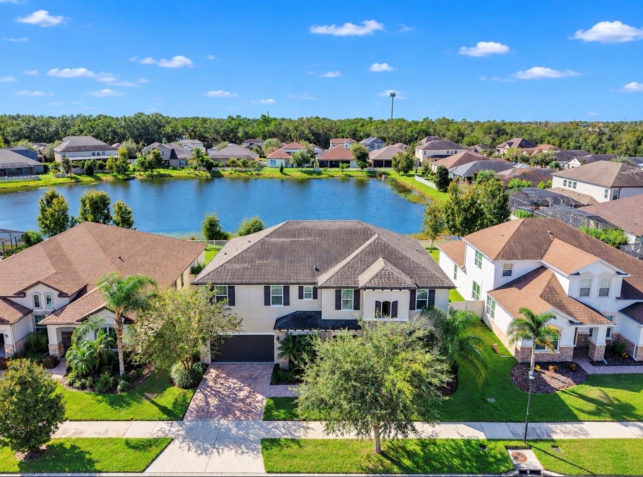 YOUR DREAM HOME!