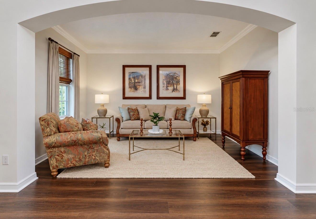 FORMAL LIVING ROOM FORMAL LIVING ROOM