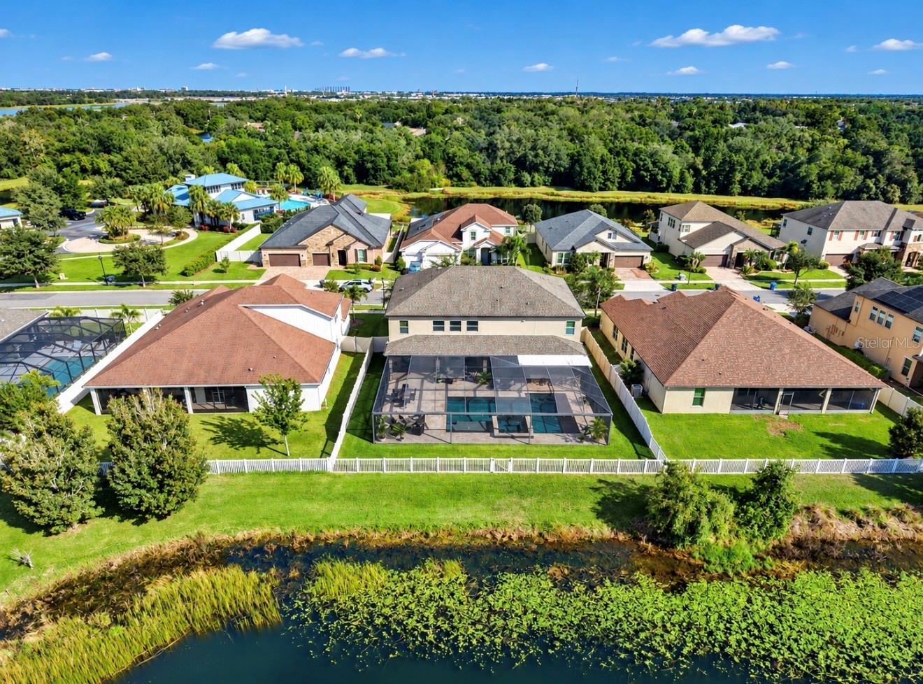 YOUR DREAM HOME!