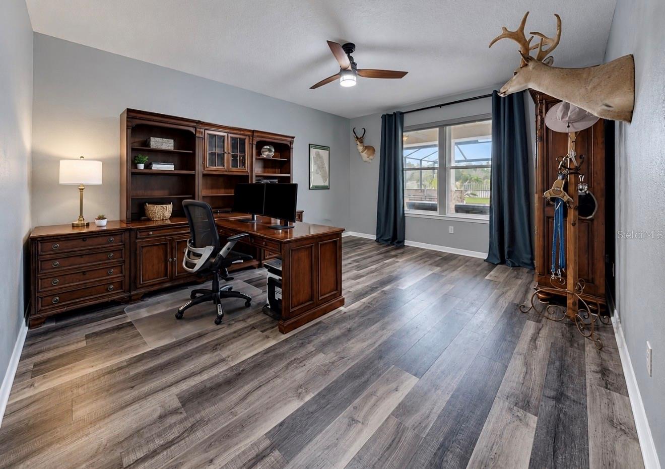 OVERSIZE 1ST FLOOR OFFICE/STUDY/DEN OR 7TH BEDROOM