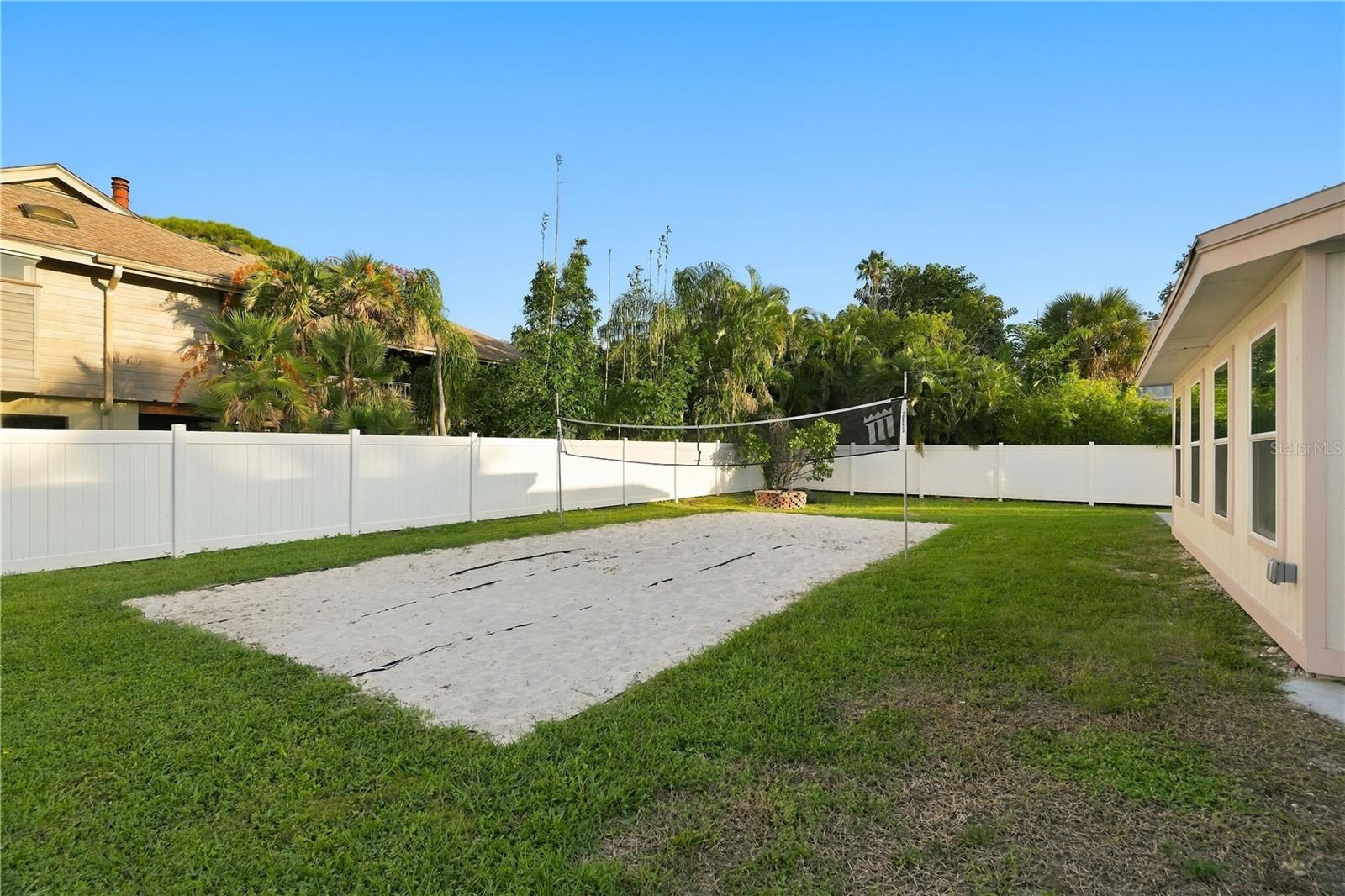 107 PETERSON LANE, Palm Harbor, FL 34683