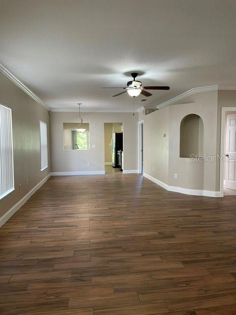 Living Room / Dinning