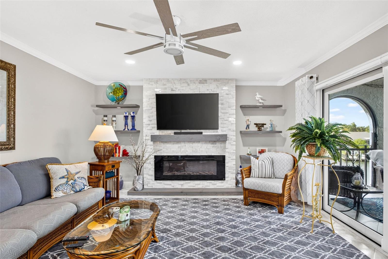 6326 GRAND BAHAMA CIRCLE, #F, Tampa, FL 33615