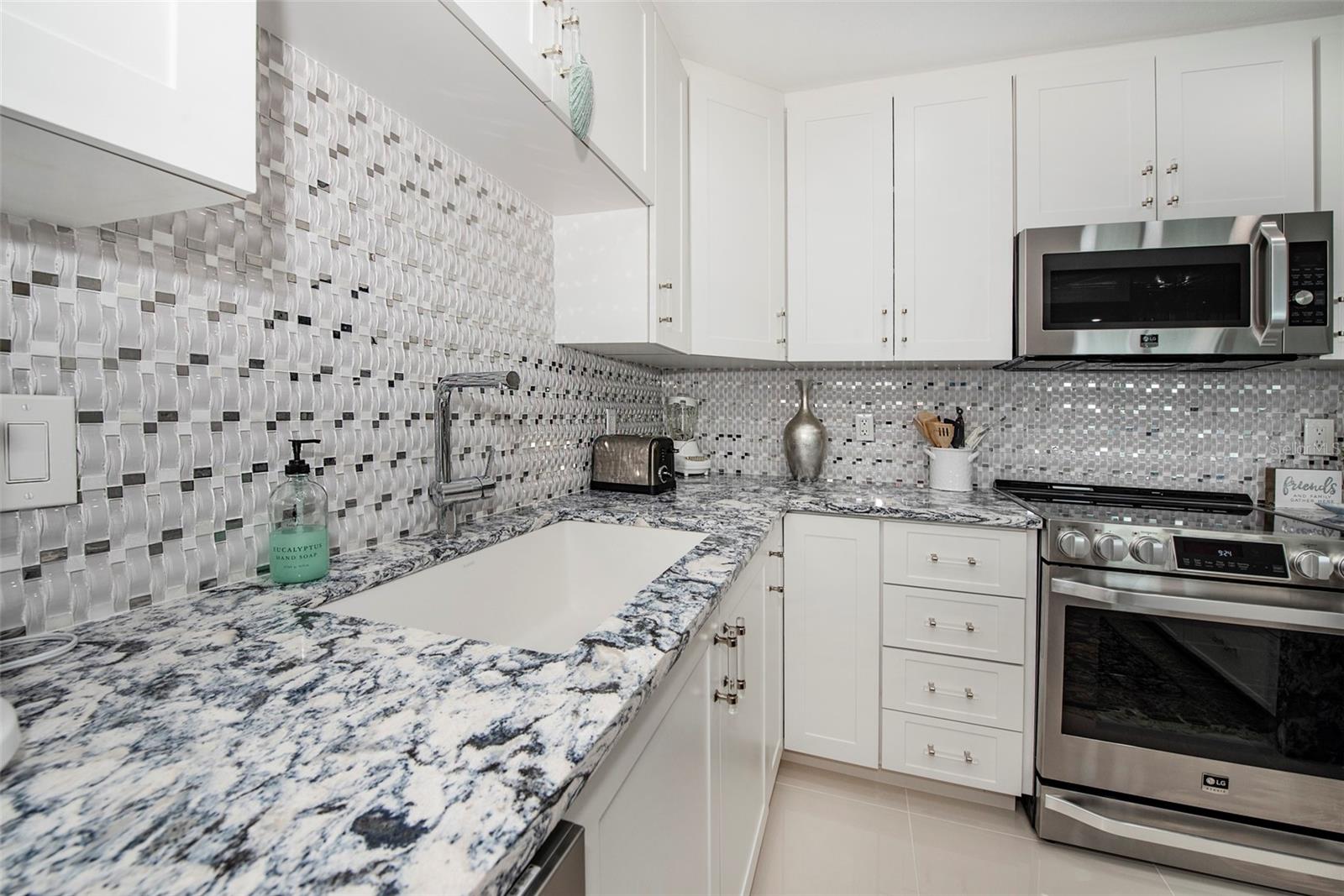 675 S GULFVIEW BOULEVARD, #704, Clearwater, FL 33767 675 S GULFVIEW BOULEVARD, #704, Clearwater, FL 33767