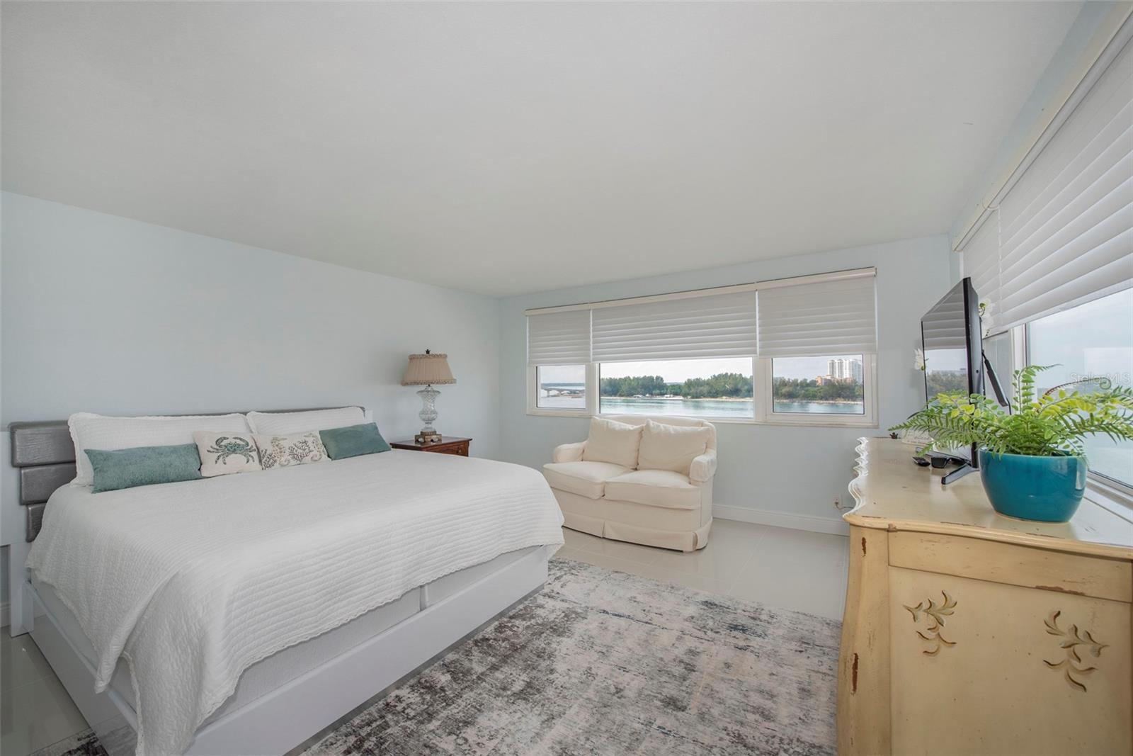675 S GULFVIEW BOULEVARD, #704, Clearwater, FL 33767