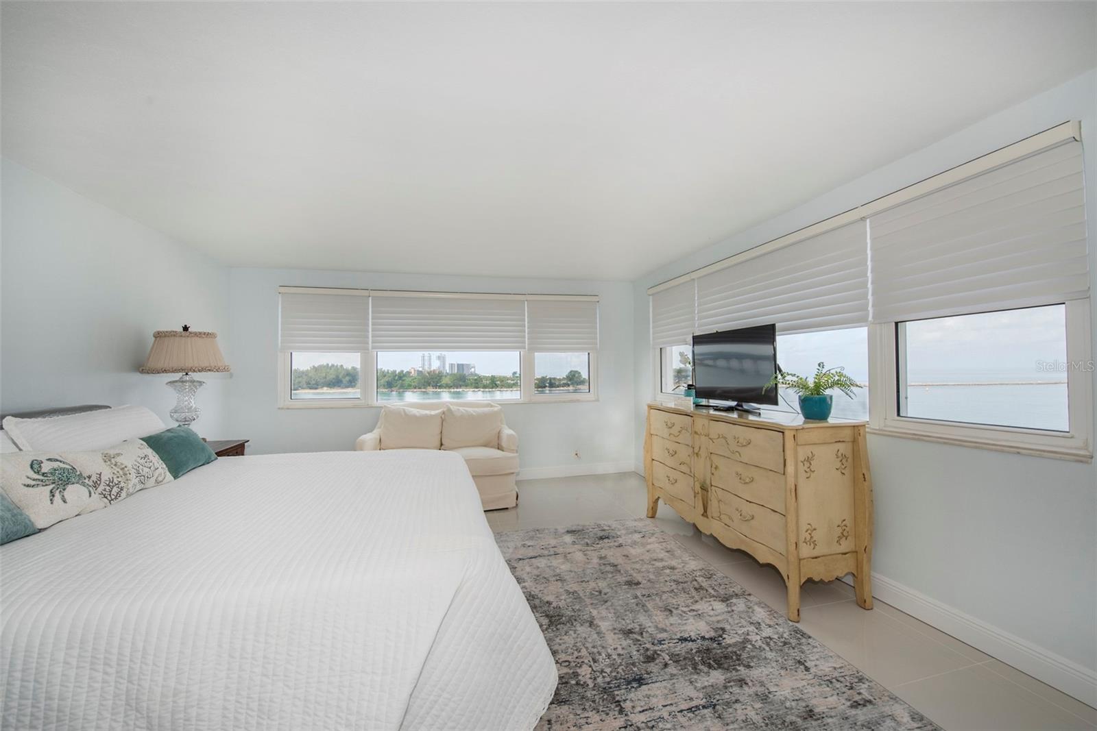 675 S GULFVIEW BOULEVARD, #704, Clearwater, FL 33767