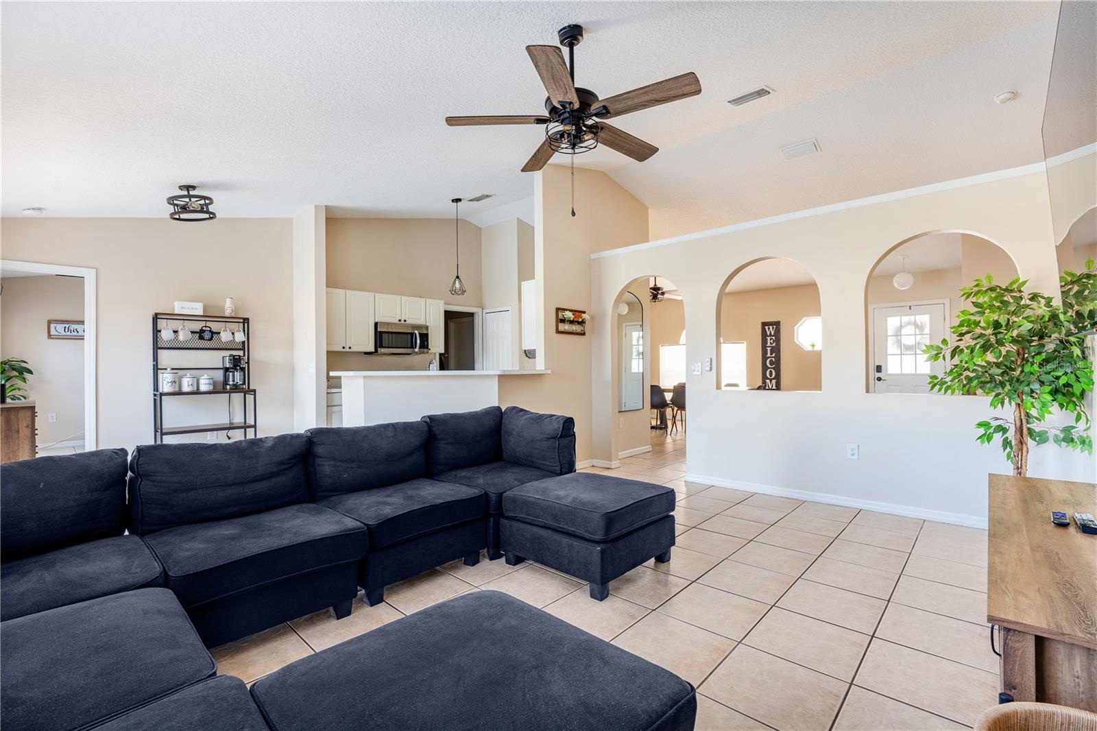 331 MARQUEE DRIVE DRIVE, Kissimmee, FL 34758