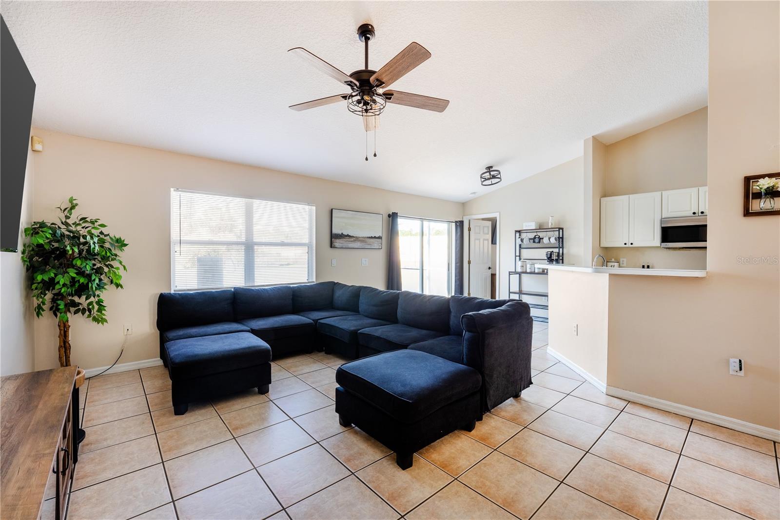 331 MARQUEE DRIVE DRIVE, Kissimmee, FL 34758