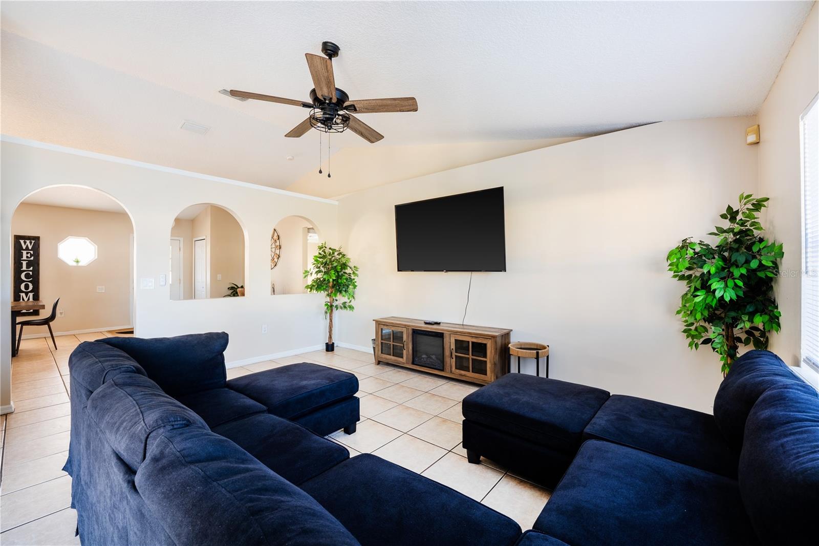 331 MARQUEE DRIVE DRIVE, Kissimmee, FL 34758