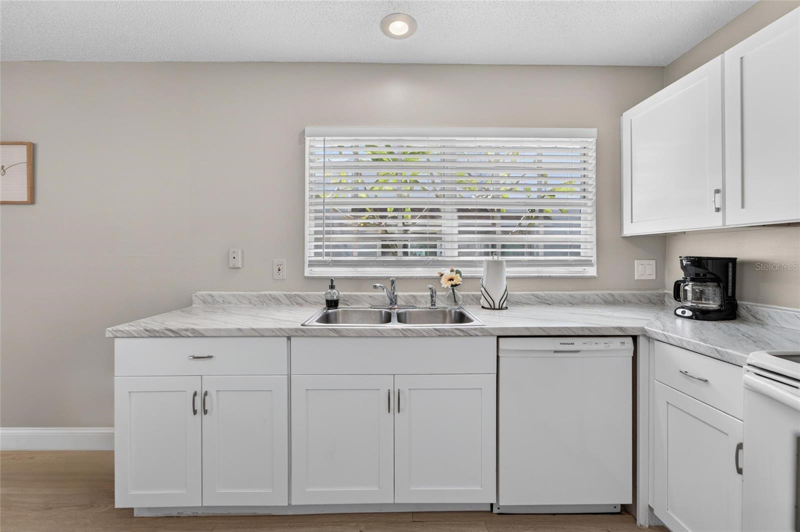16216 RAMBLING VINE DRIVE W, Tampa, FL 33624