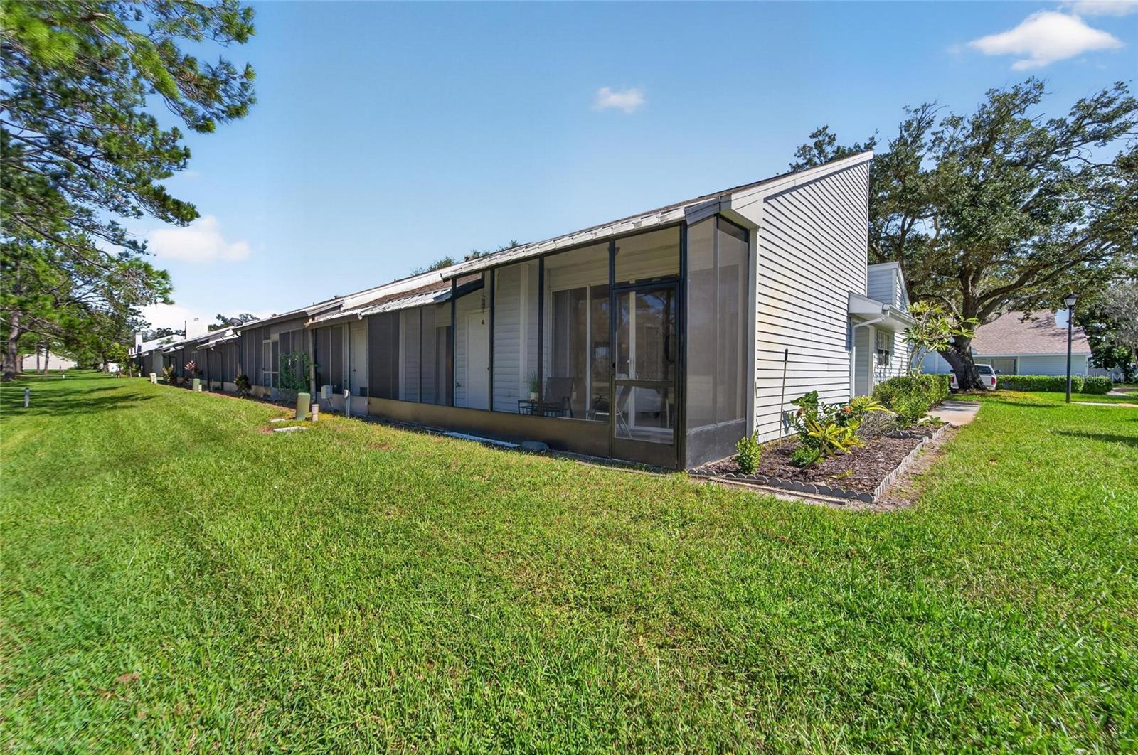 16216 RAMBLING VINE DRIVE W, Tampa, FL 33624