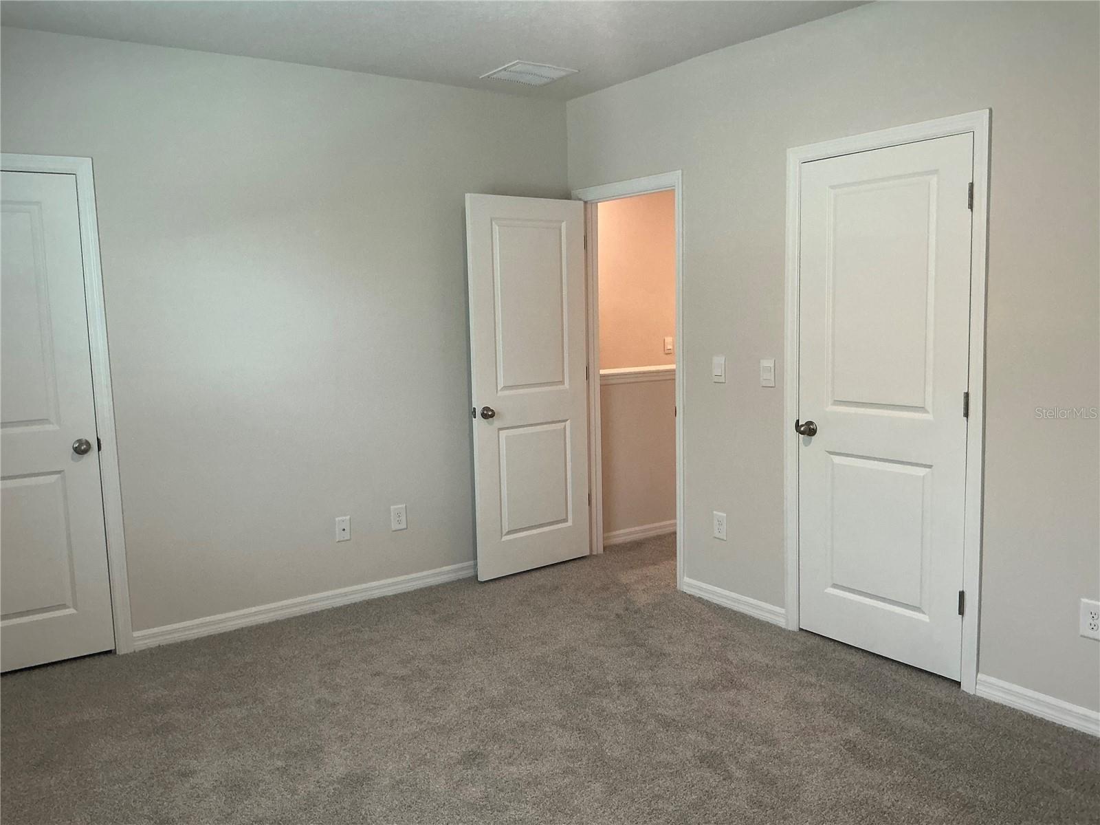 11961 HAMILTON AVENUE, Largo, FL 33774
