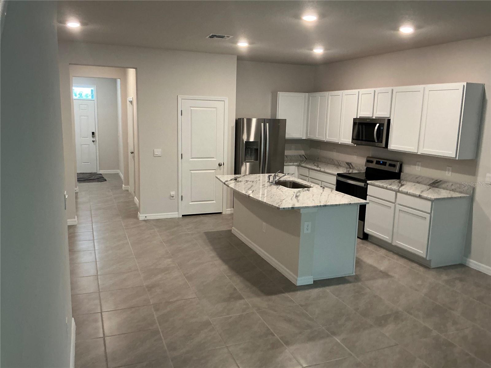 11961 HAMILTON AVENUE, Largo, FL 33774