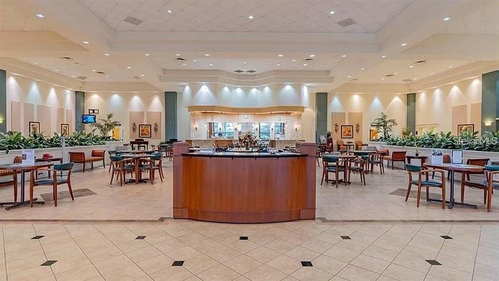North Clubhouse - Caf Le Perk