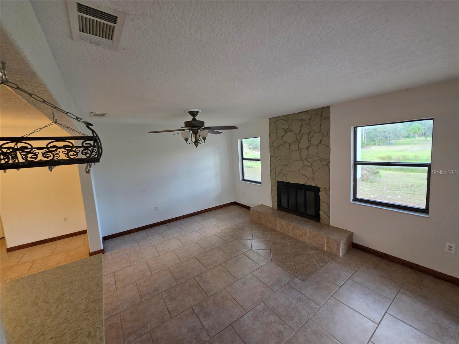 8270 NORMLEE ROAD, Weeki Wachee, FL 34613