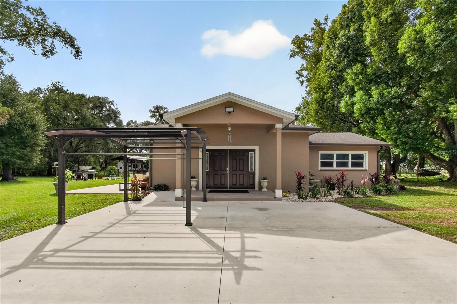3138 DRUM ROAD, Zephyrhills, FL 33541 3138 DRUM ROAD, Zephyrhills, FL 33541