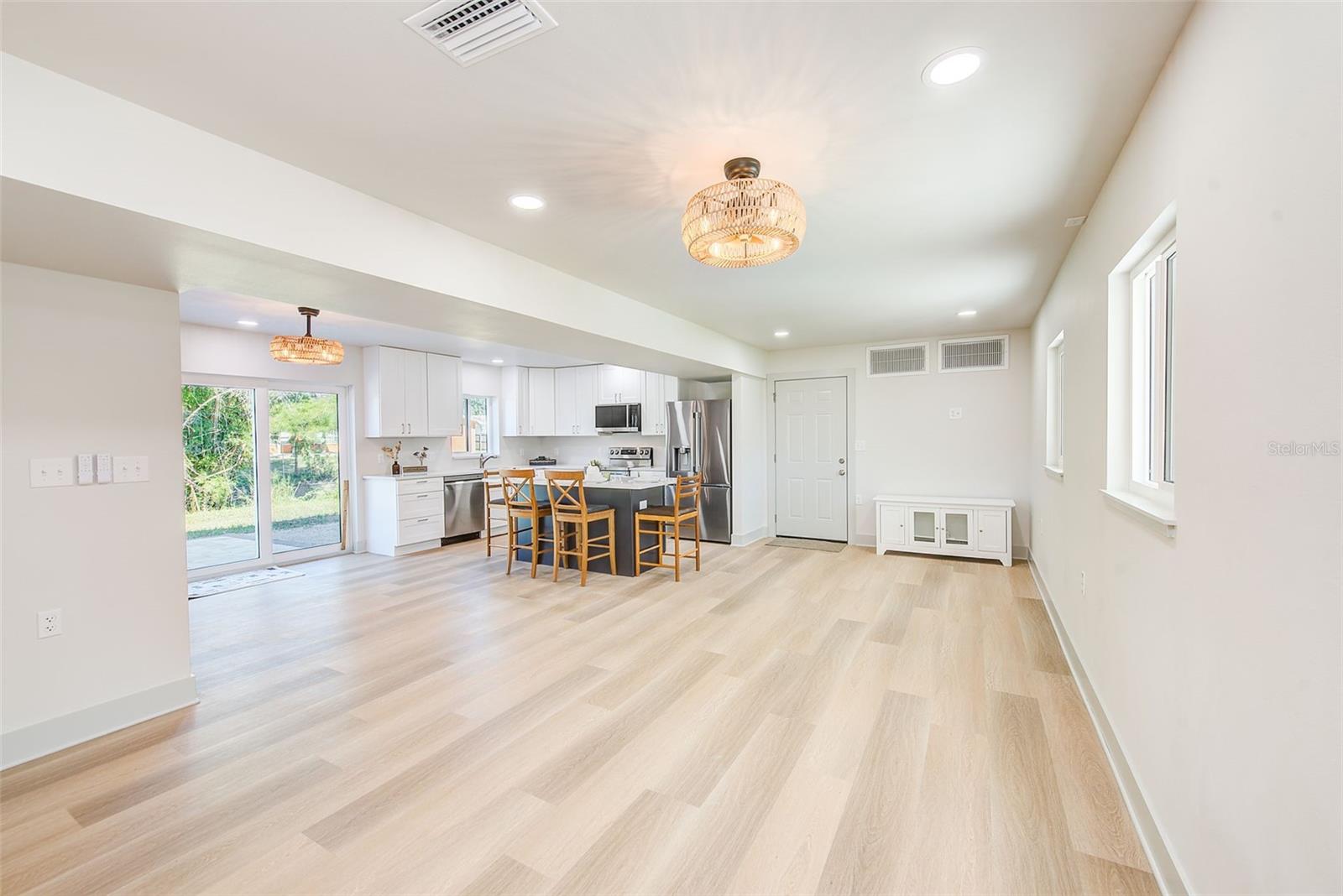 362 GATEWOOD DRIVE, Largo, FL 33770 362 GATEWOOD DRIVE, Largo, FL 33770