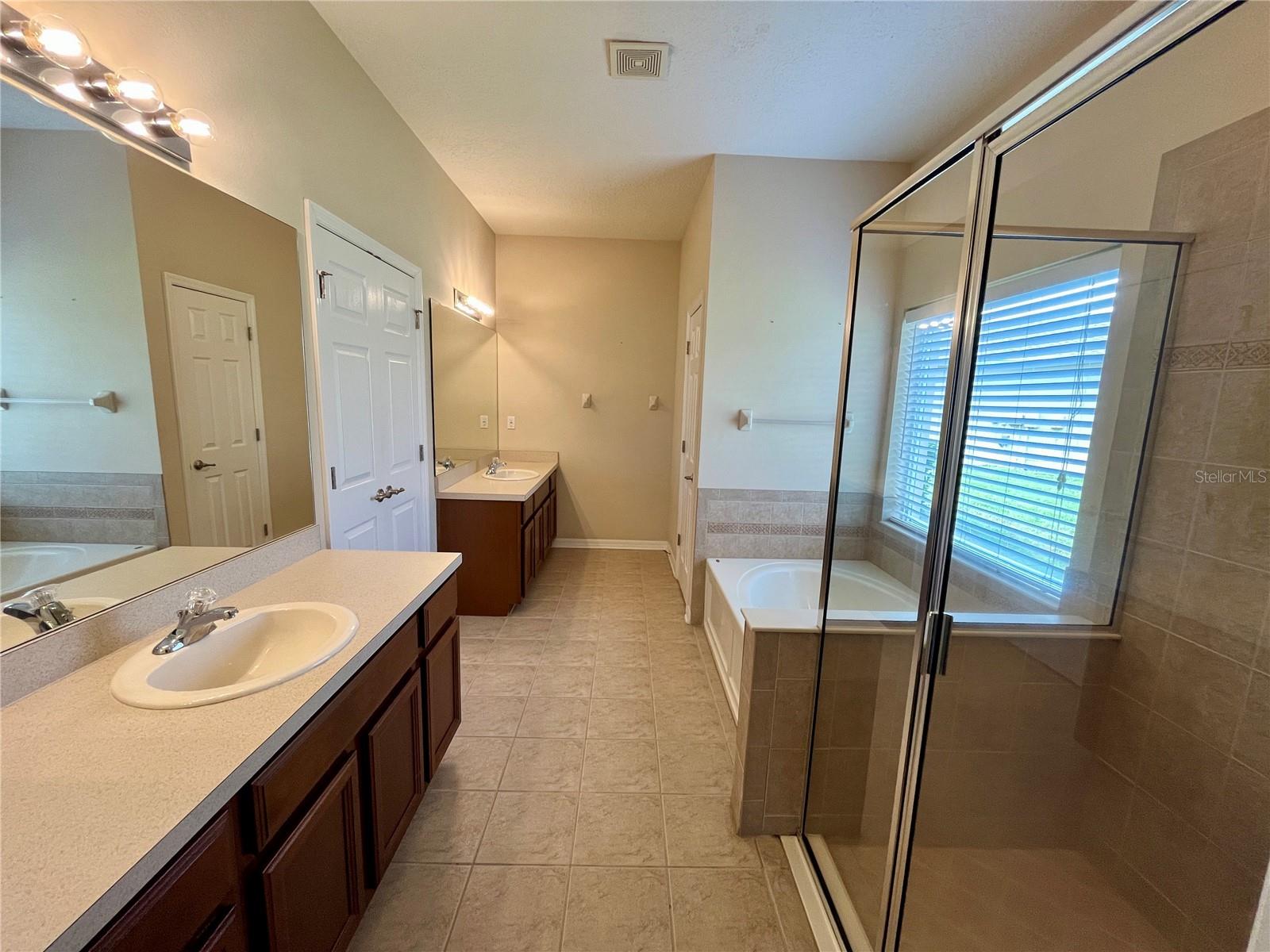 1040 ORCA COURT, Holiday, FL 34691
