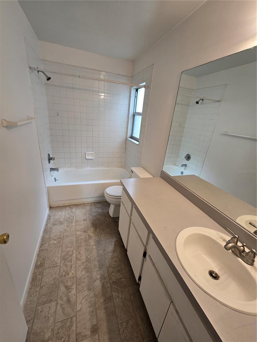 13612 LARAWAY DRIVE, Riverview, FL 33579