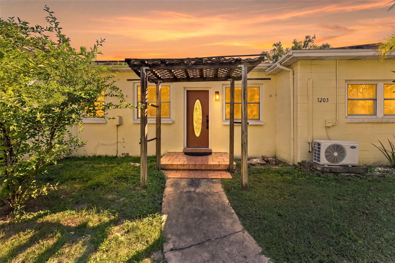 7203 N 13TH STREET, Tampa, FL 33604