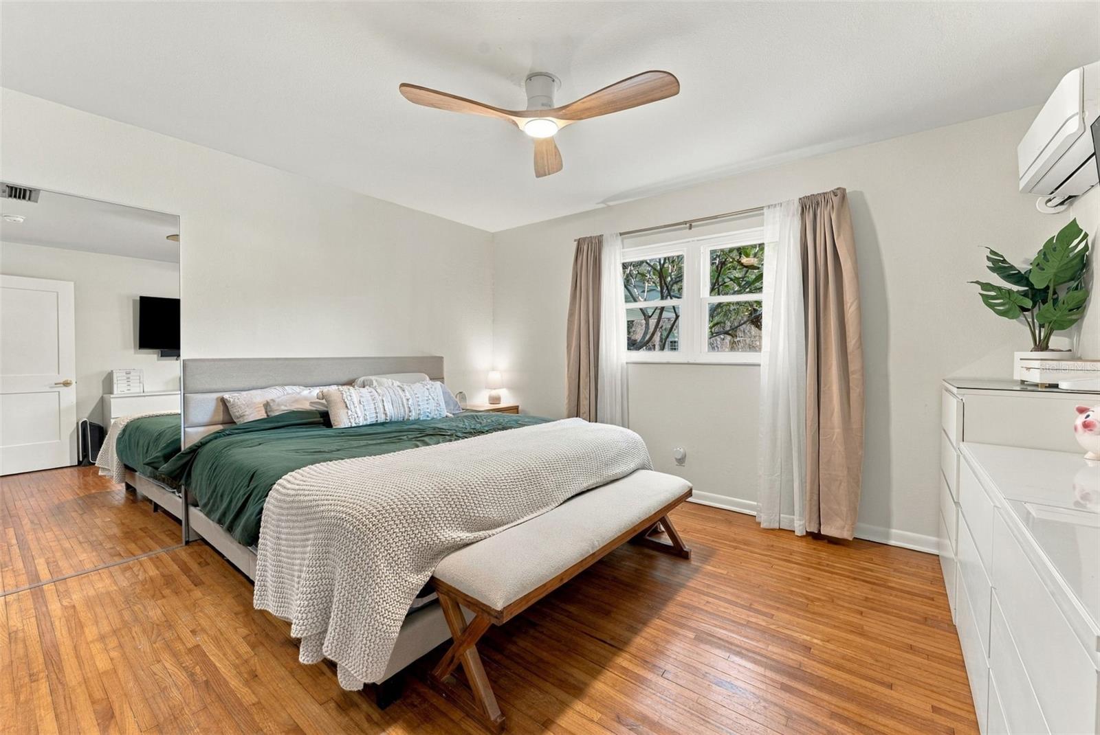 7203 N 13TH STREET, Tampa, FL 33604