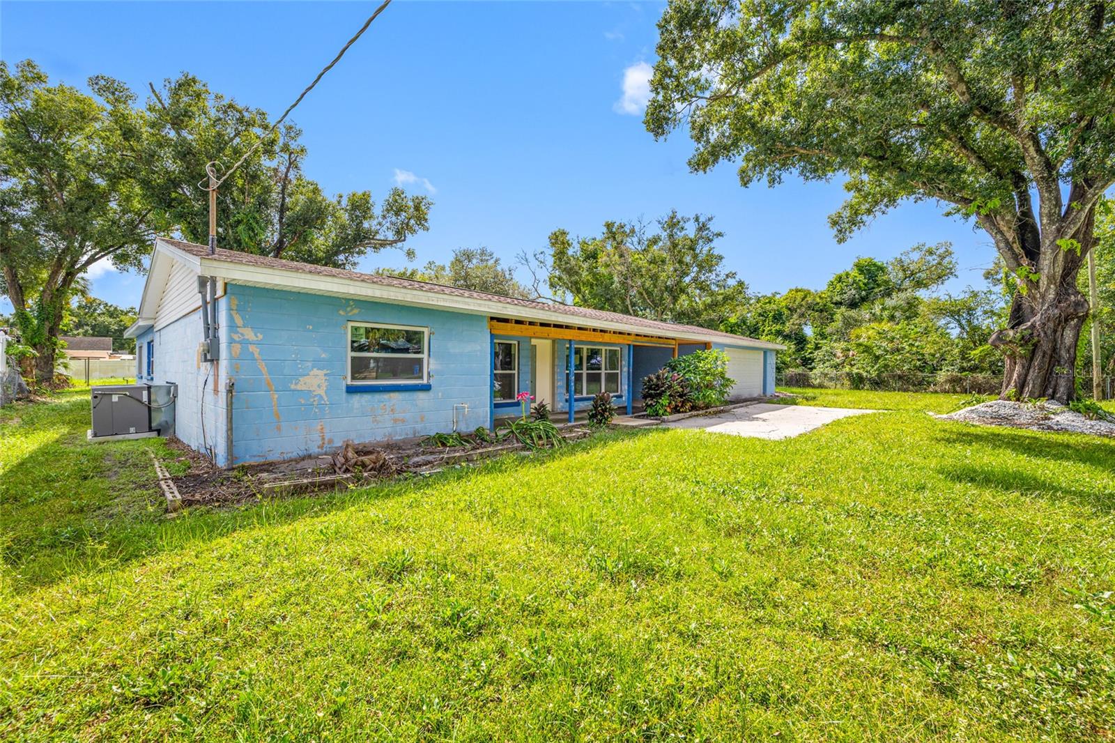 5809 12TH AVENUE S, Tampa, FL 33619