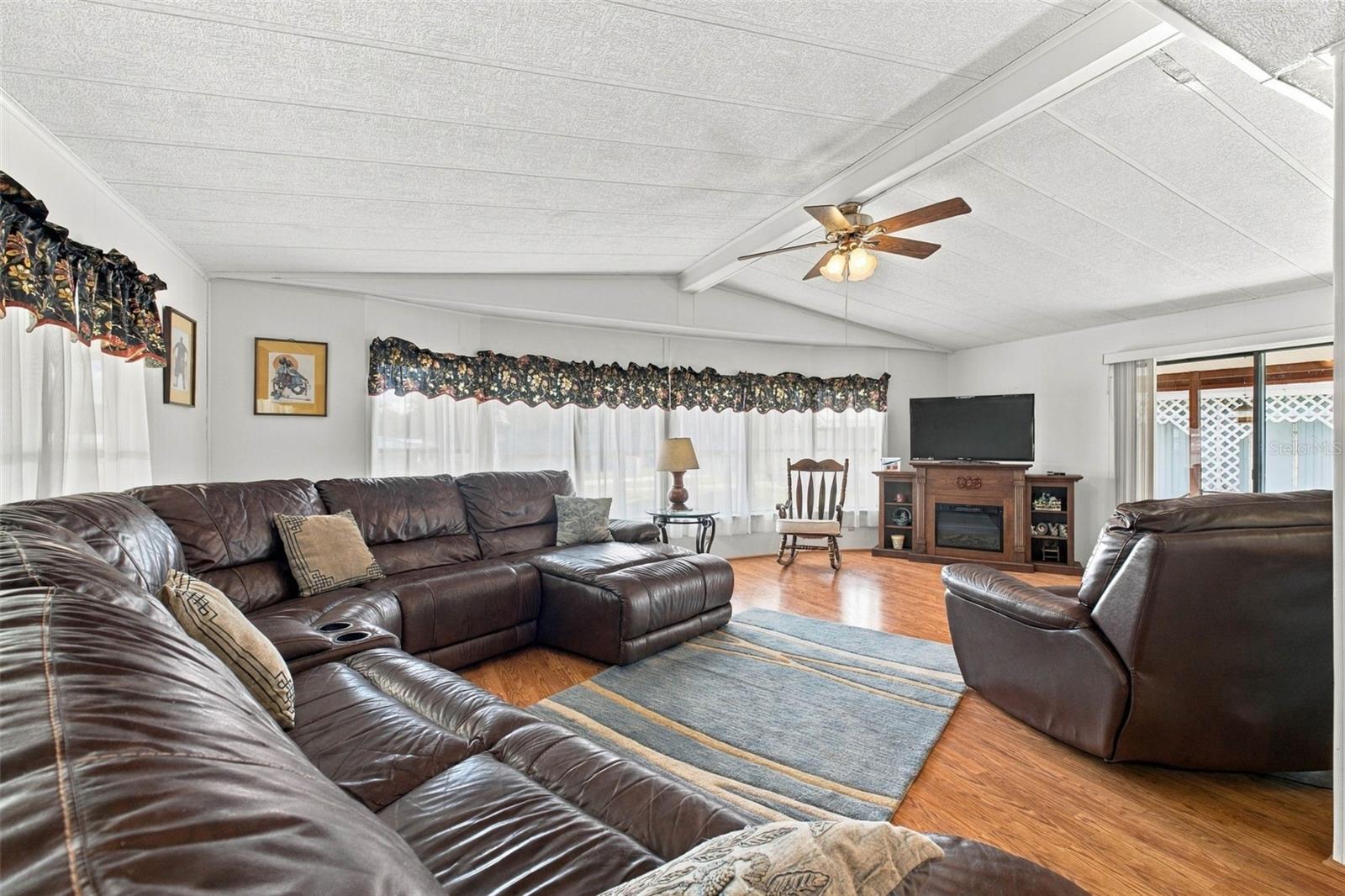 39353 SYCAMORE LANE, Zephyrhills, FL 33542