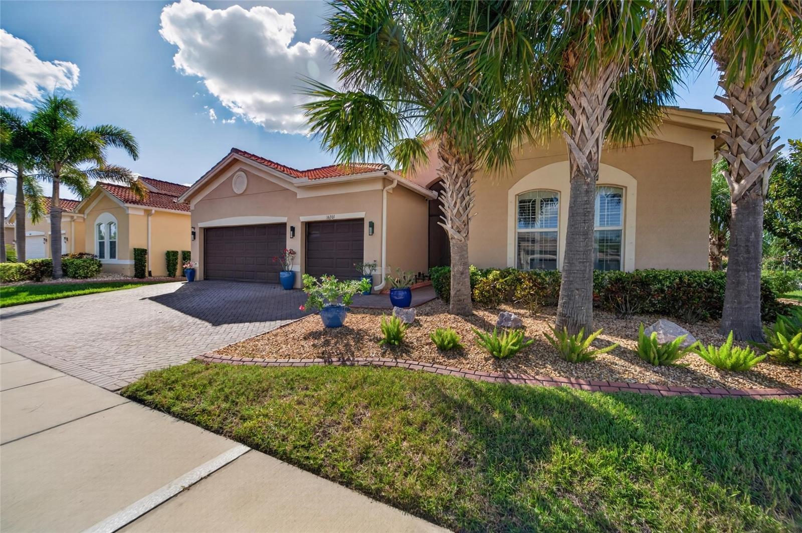 16301 GARNET GLEN PLACE, Wimauma, FL 33598