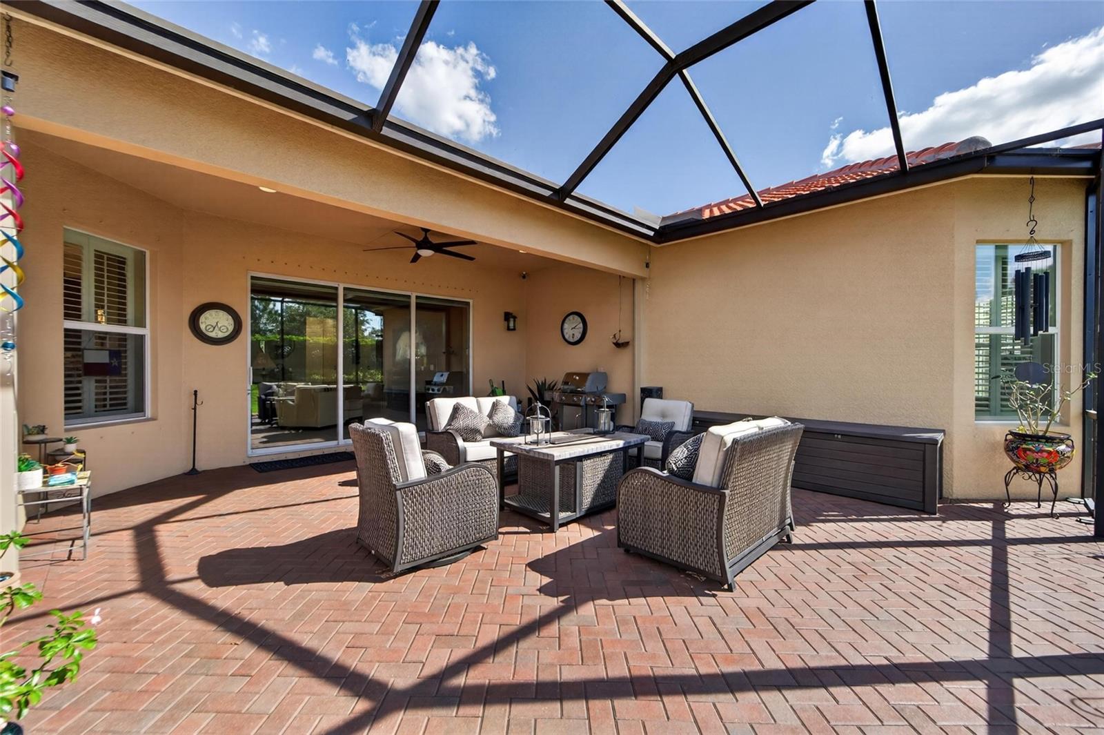 16301 GARNET GLEN PLACE, Wimauma, FL 33598