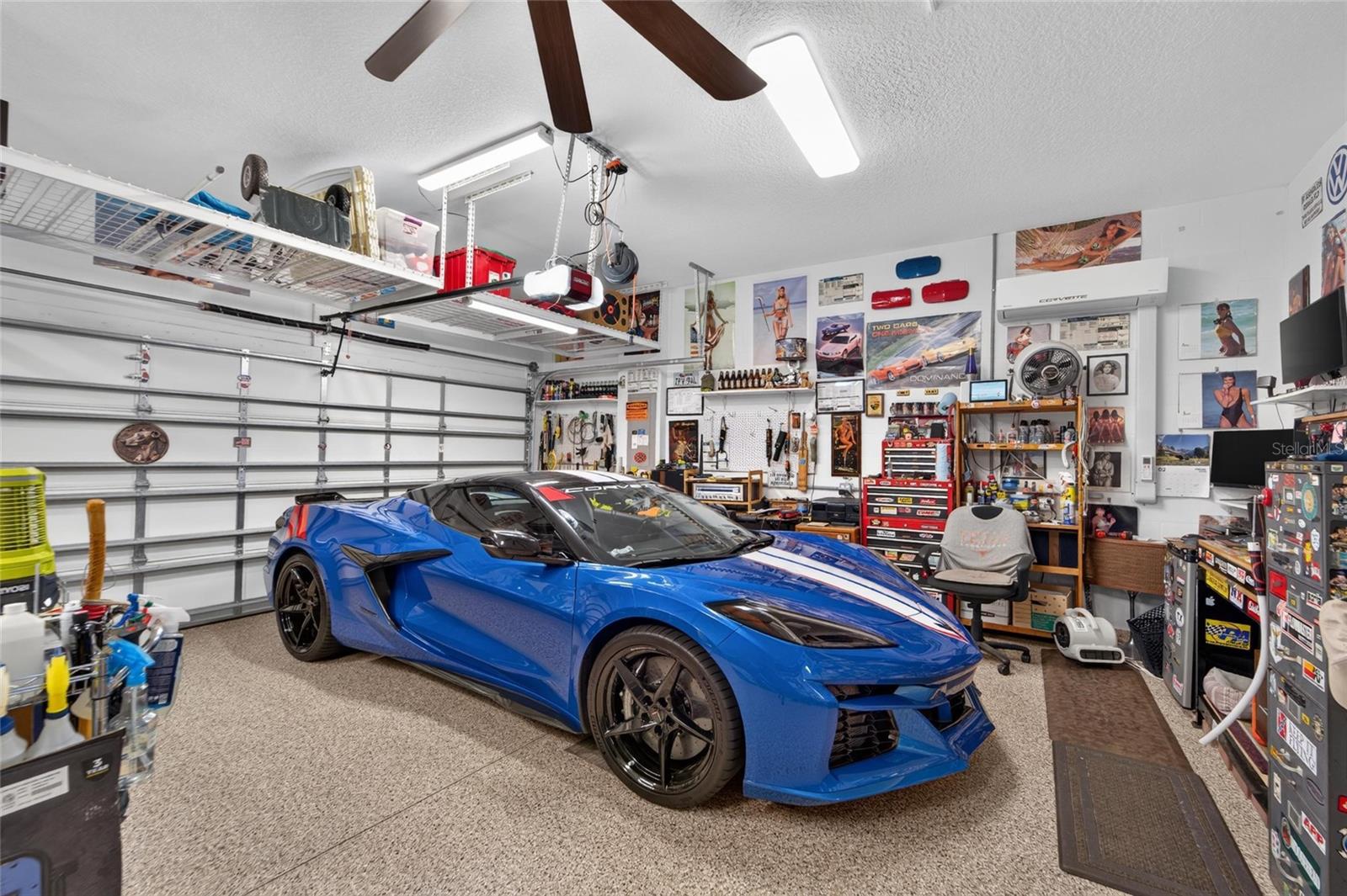 Air Conditioned Garage w/Epoxy Flooring